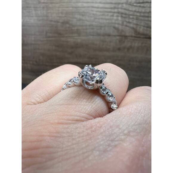 Cubic zirconia sterling silver ring size 7 - Picture 6 of 16